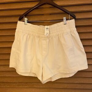 Aerie Women's Cream Shorts